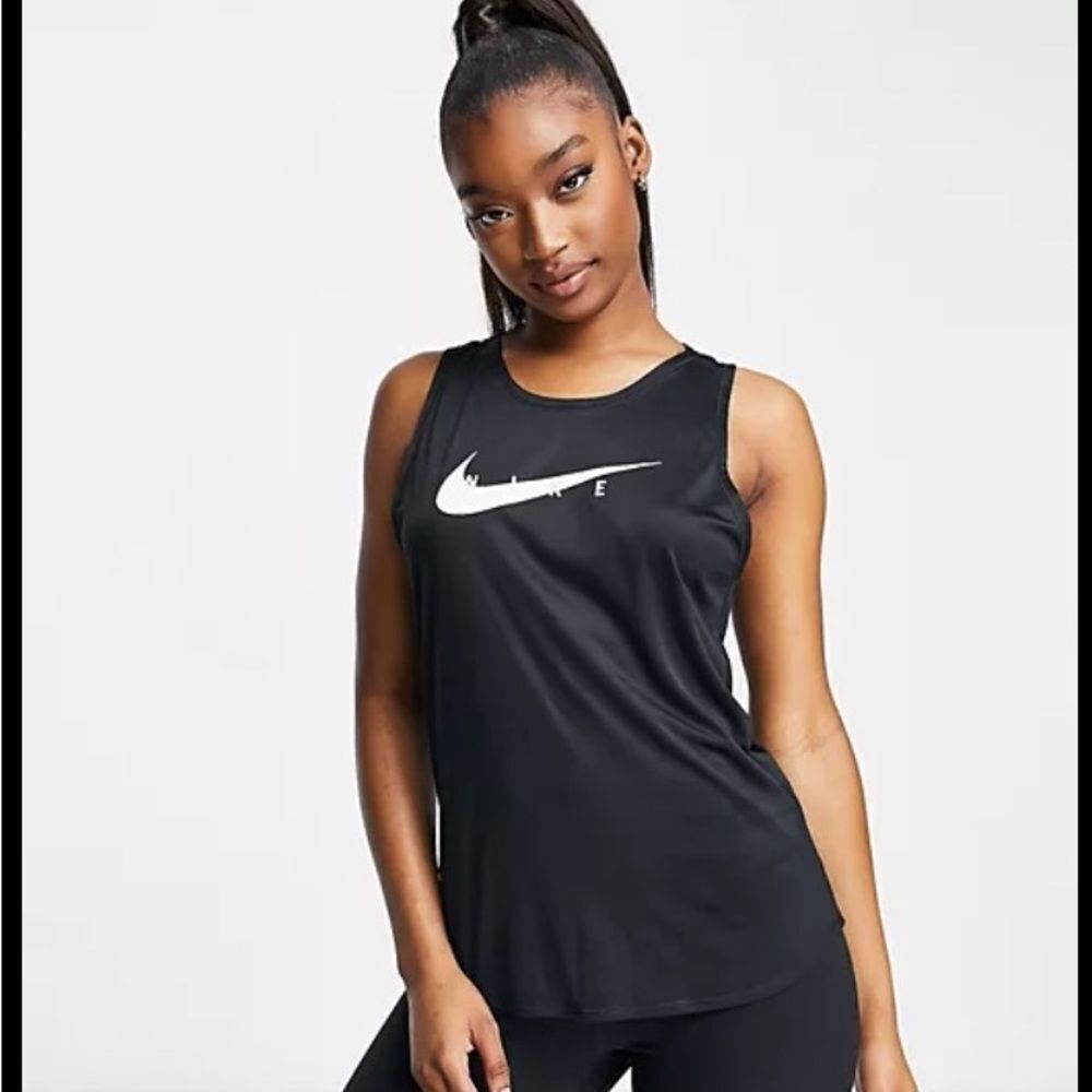 Nike Running swoosh tank in black/white - Size M